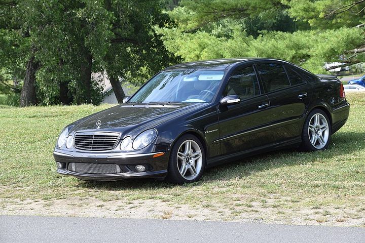 Mercedes-Benz E-Class W211, 2002–2009