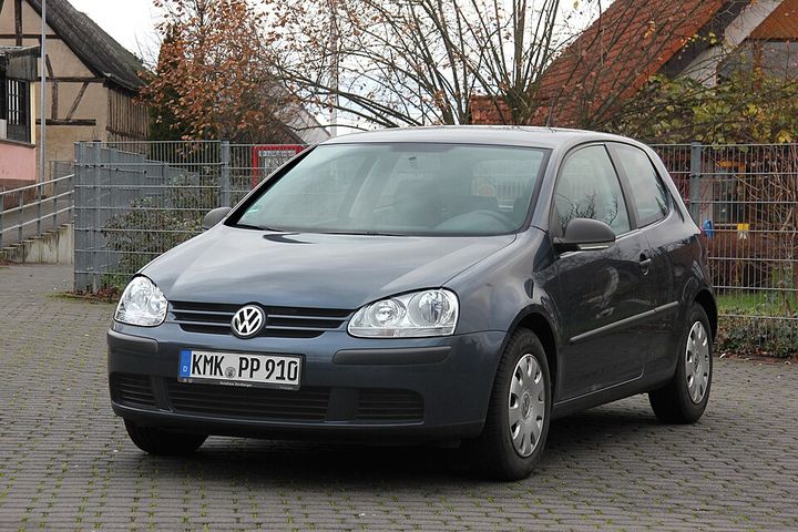 Volkswagen Golf Mk5, 2003–2008